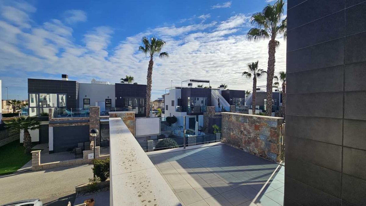 Property main view 12