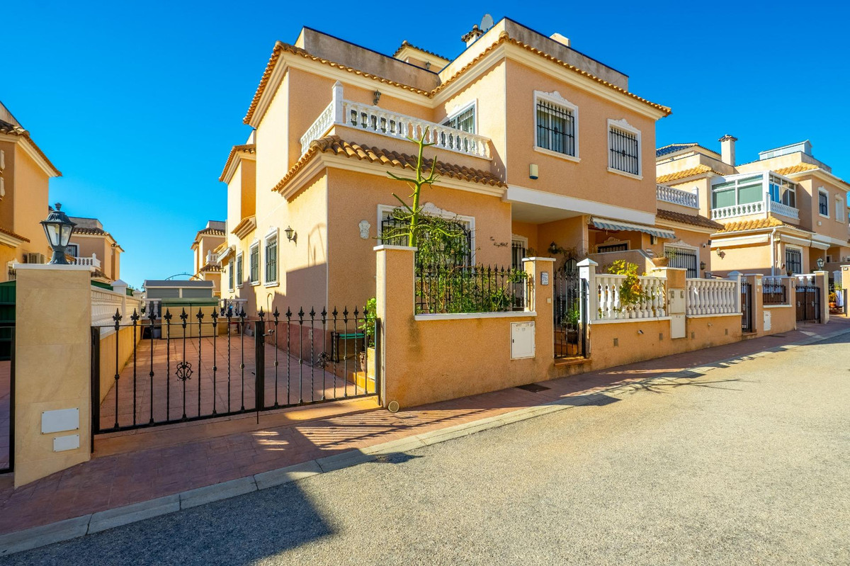 Duplex te koop in Orihuela Costa | 2 slaapkamers H5309566