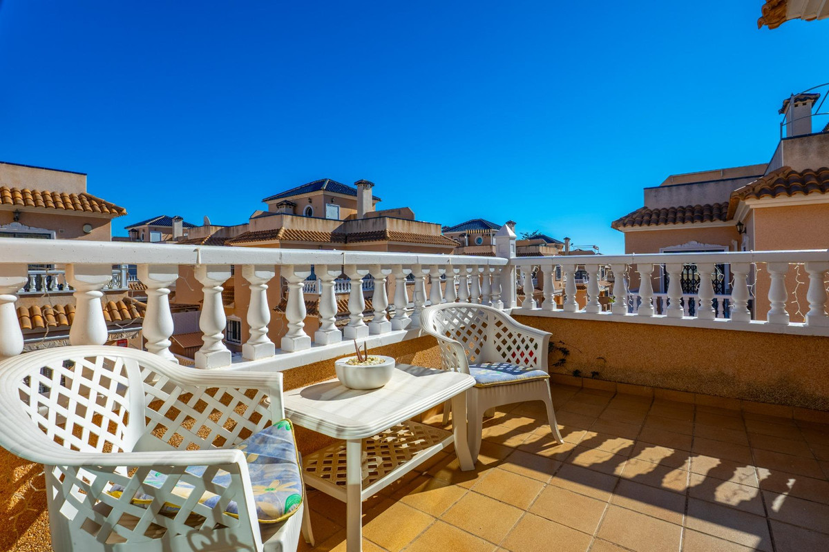 Duplex te koop in Orihuela Costa | 2 slaapkamers H5309566