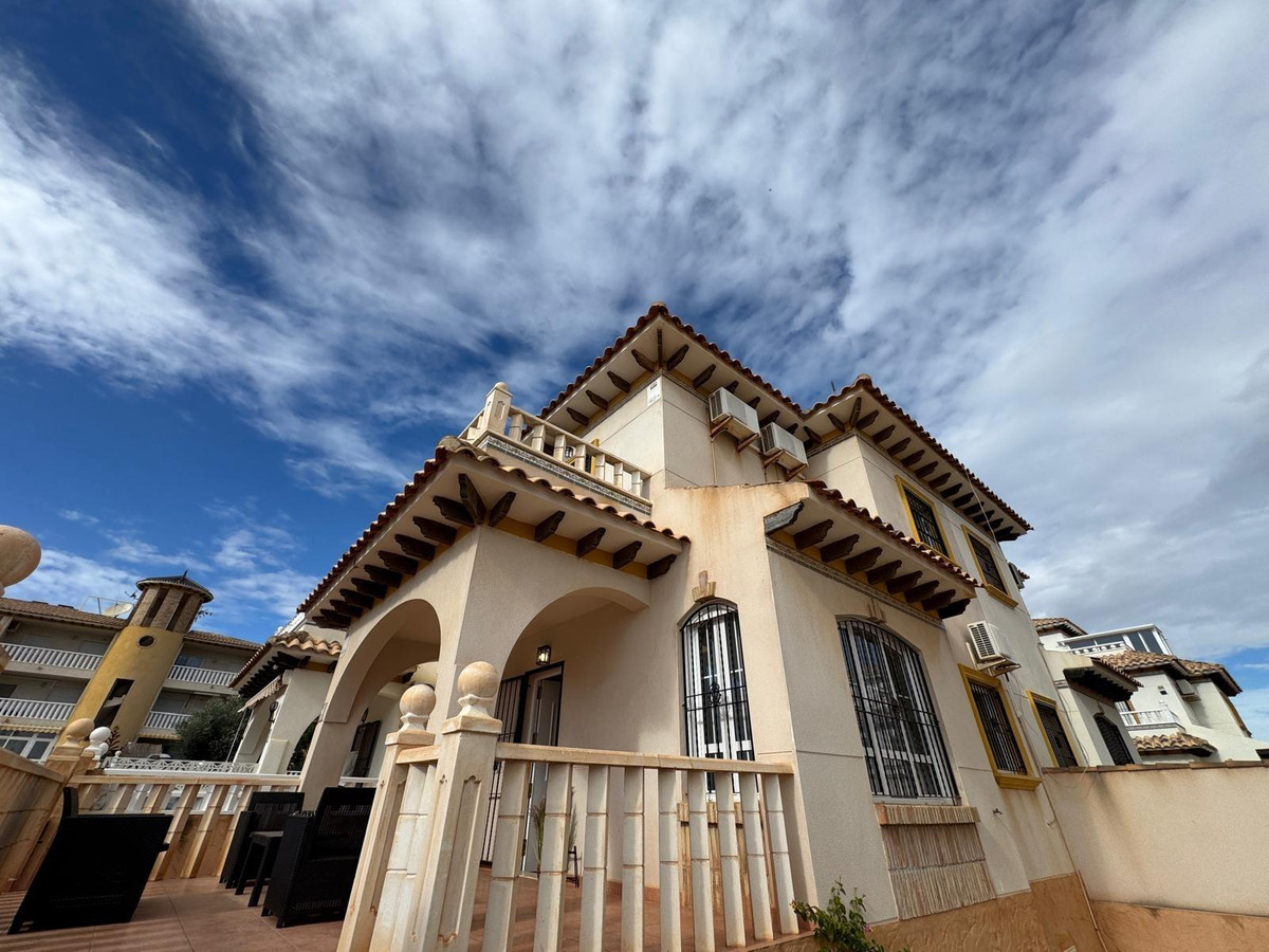 Huis te koop in Orihuela Costa | 2 slaapkamers H5319268