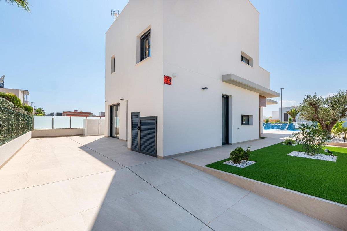 Bungalow te koop in Orihuela Costa | 3 slaapkamers H5323663