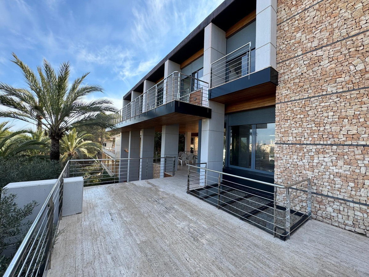 Bungalow te koop in Orihuela Costa | 7 slaapkamers H5323723