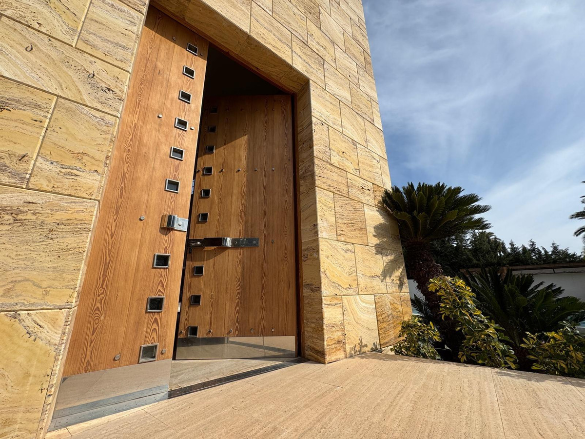 Bungalow te koop in Orihuela Costa | 7 slaapkamers H5323723