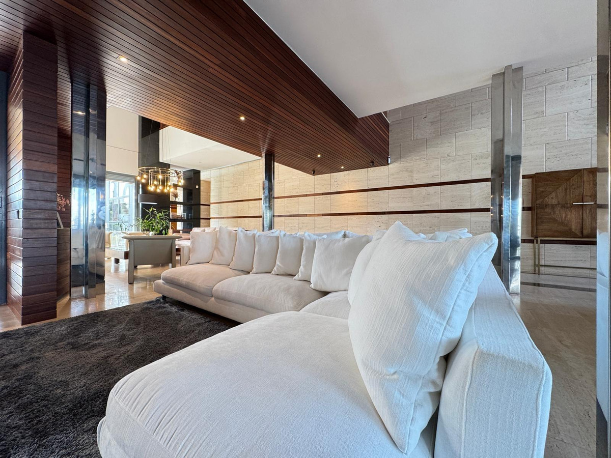 Bungalow te koop in Orihuela Costa | 7 slaapkamers H5323723