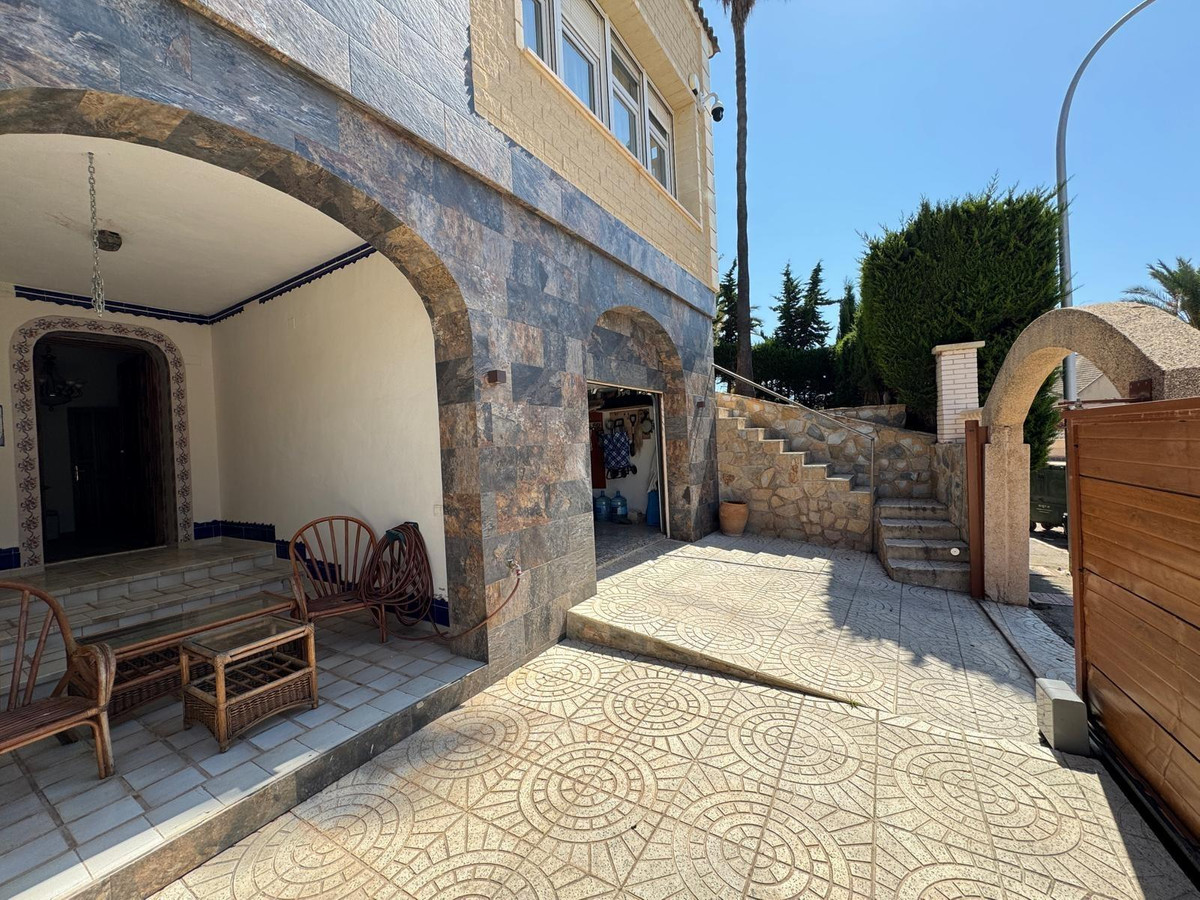 Bungalow te koop in Orihuela Costa | 5 slaapkamers H5323777