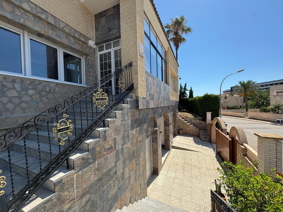 Bungalow te koop in Orihuela Costa | 5 slaapkamers H5323777