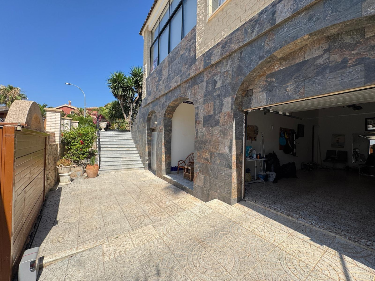 Bungalow te koop in Orihuela Costa | 5 slaapkamers H5323777