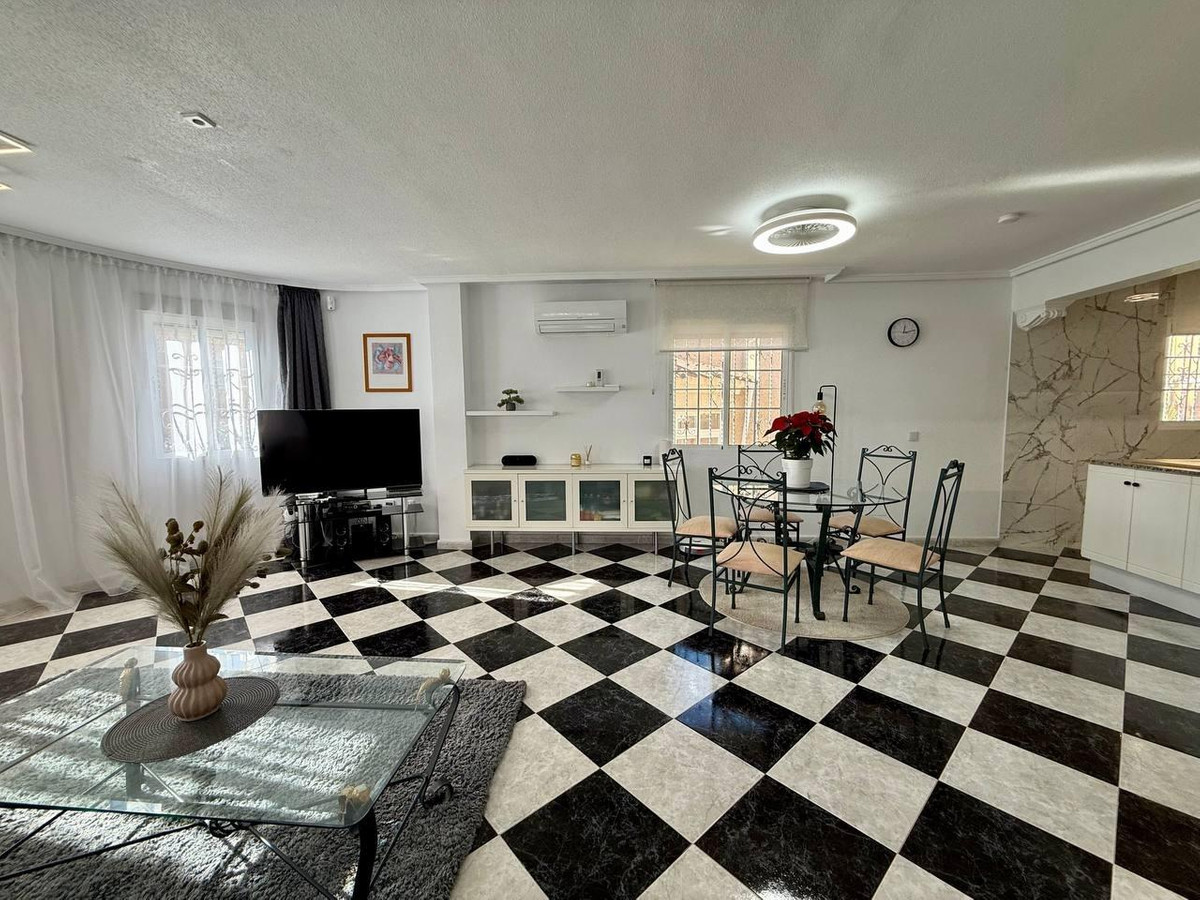 Bungalow te koop in Orihuela Costa | 4 slaapkamers H5323906