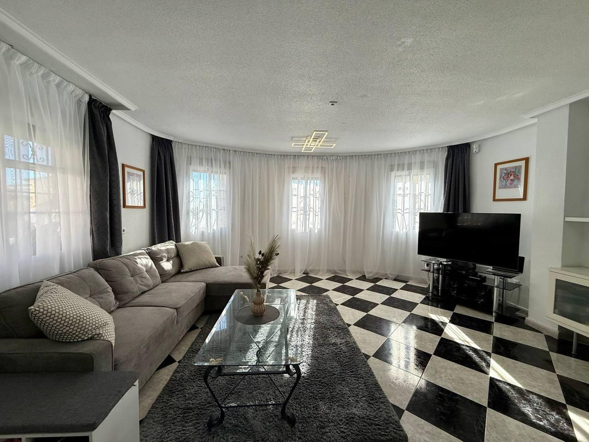 Bungalow te koop in Orihuela Costa | 4 slaapkamers H5323906