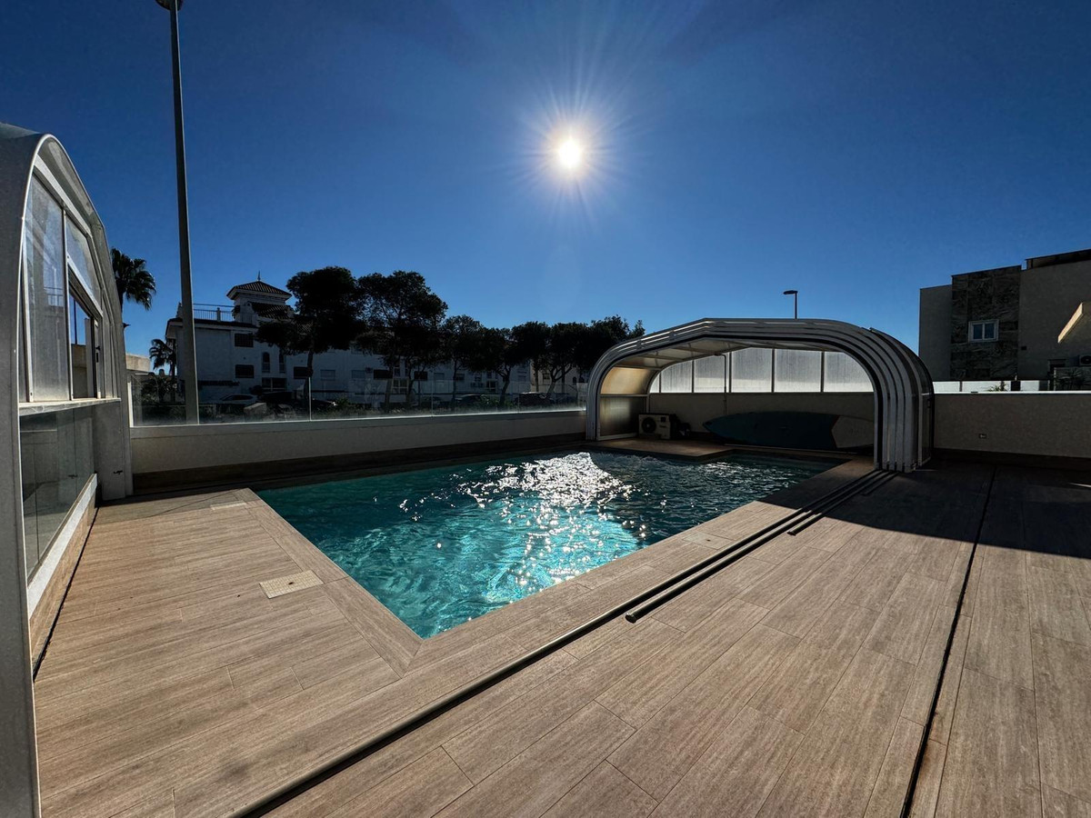 Bungalow te koop in Orihuela Costa | 4 slaapkamers H5323909