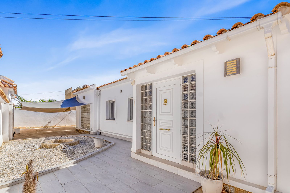 Huis te koop in Orihuela Costa | 5 slaapkamers H5336143