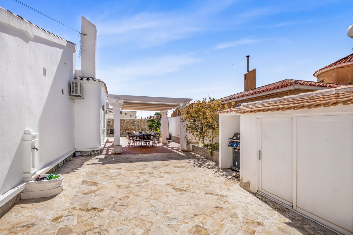 Huis te koop in Orihuela Costa | 5 slaapkamers H5336143