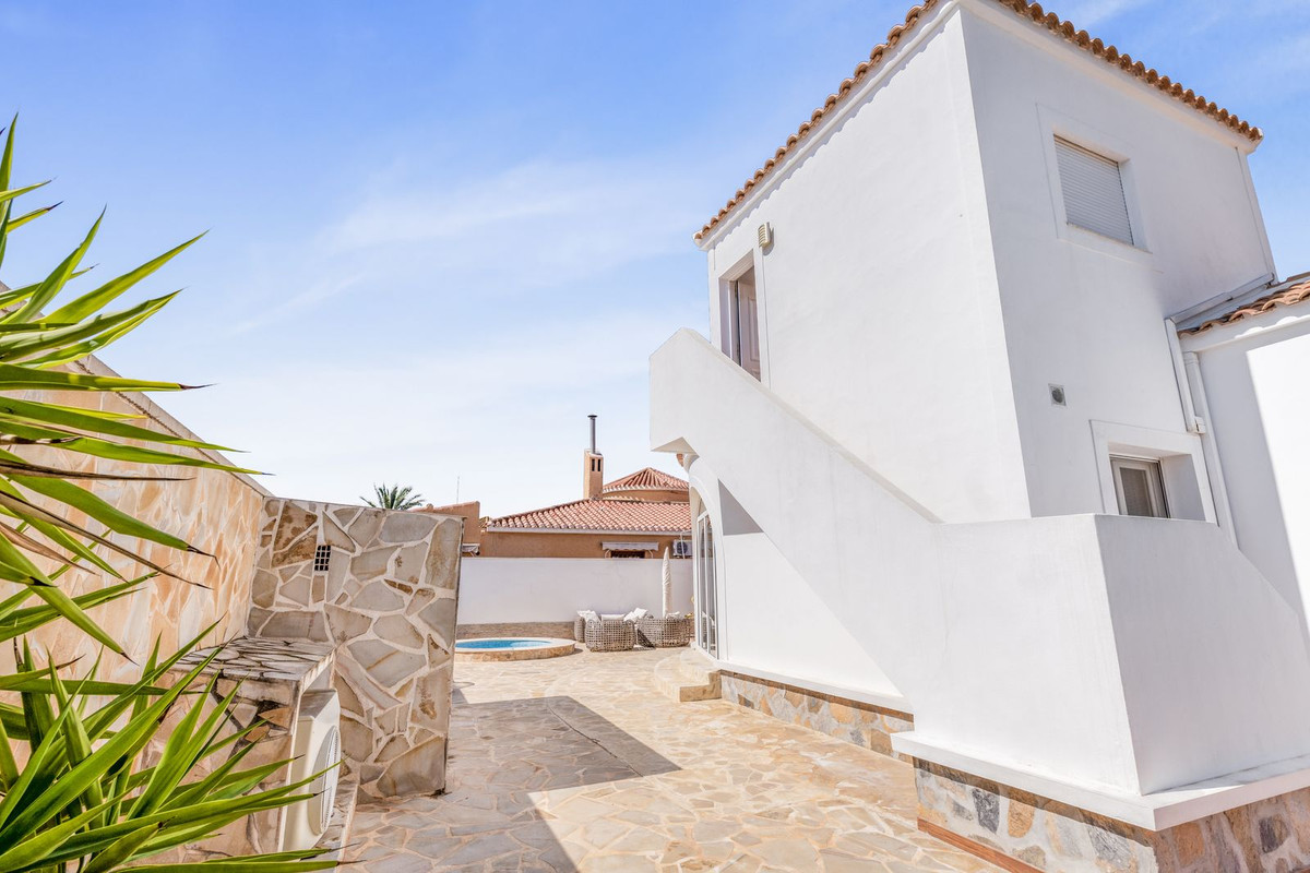 Huis te koop in Orihuela Costa | 5 slaapkamers H5336143