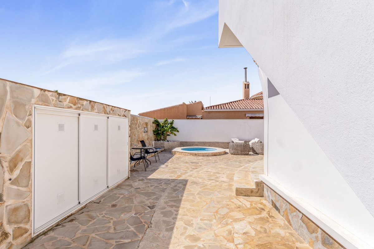 Huis te koop in Orihuela Costa | 5 slaapkamers H5336143