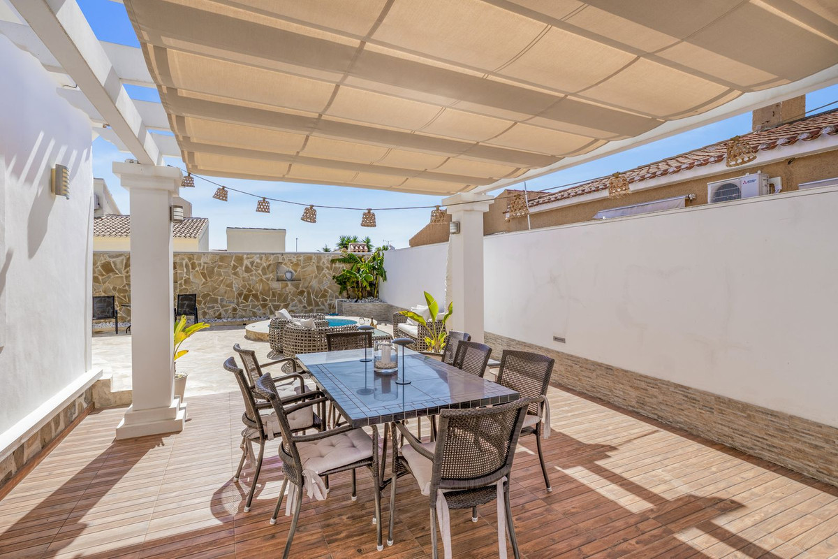 Huis te koop in Orihuela Costa | 5 slaapkamers H5336143
