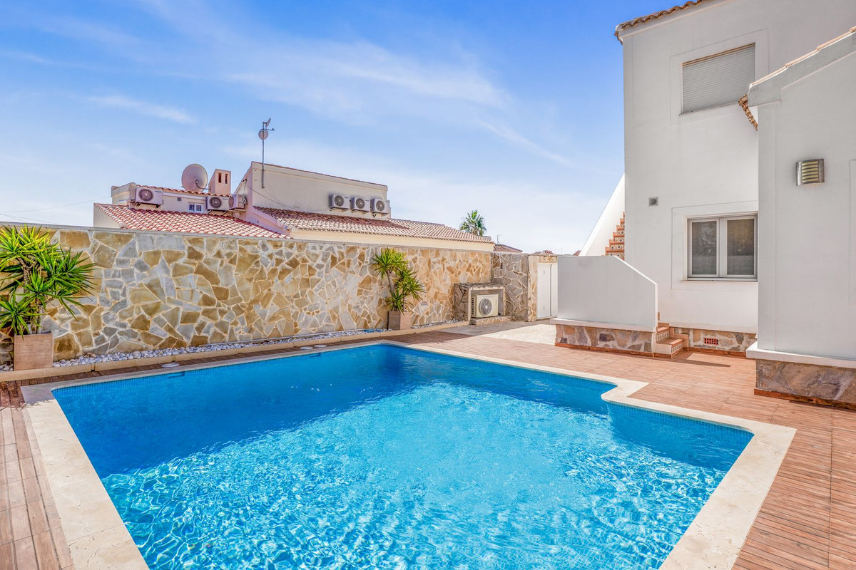 Huis te koop in Orihuela Costa | 5 slaapkamers H5336143