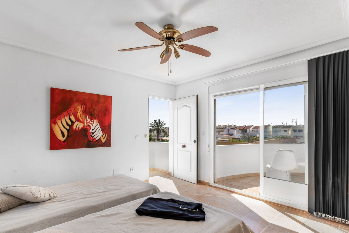 Huis te koop in Orihuela Costa | 5 slaapkamers H5336143