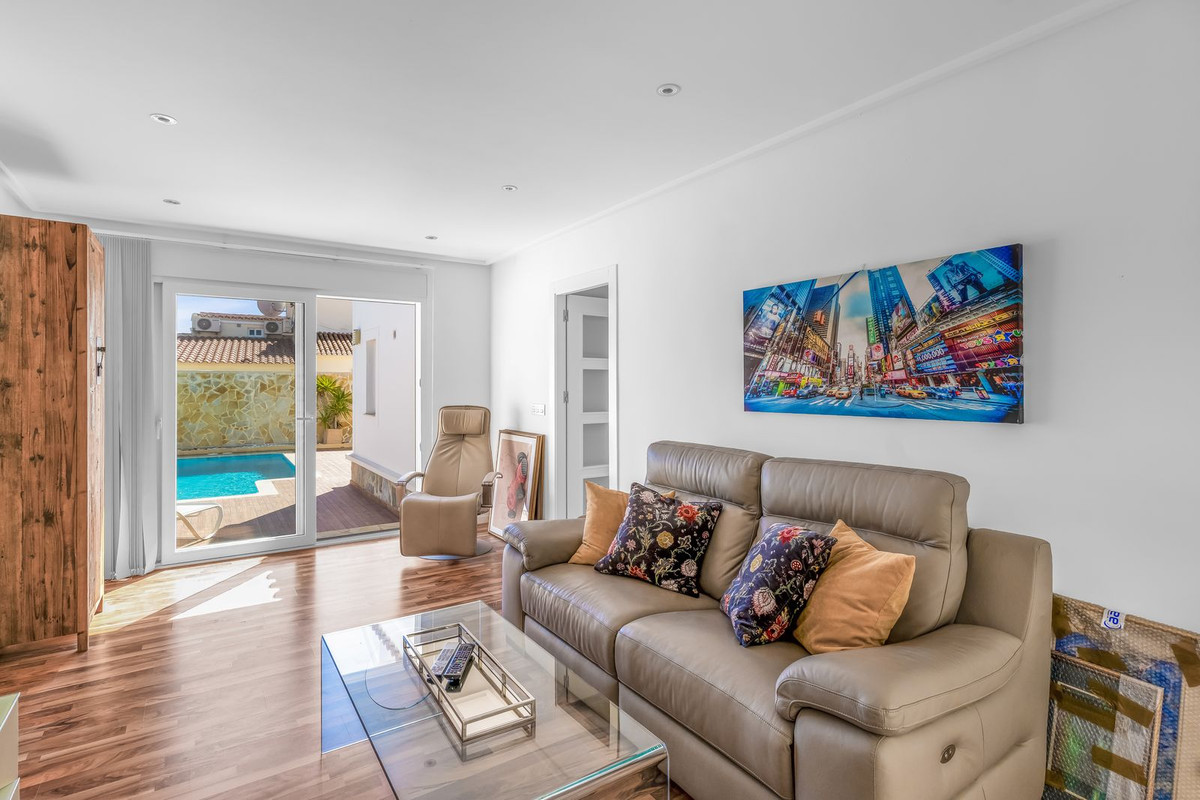 Huis te koop in Orihuela Costa | 5 slaapkamers H5336143