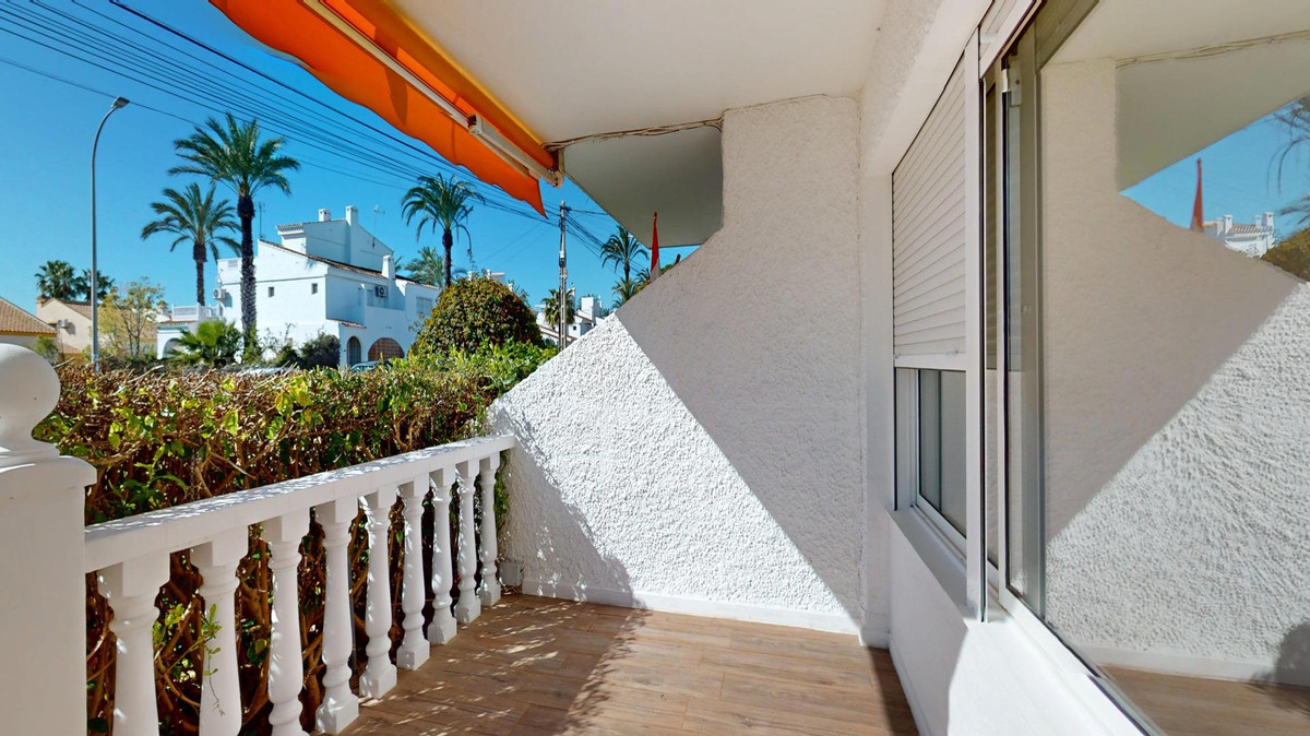 Bungalow te koop in Orihuela Costa | 2 slaapkamers H5341258