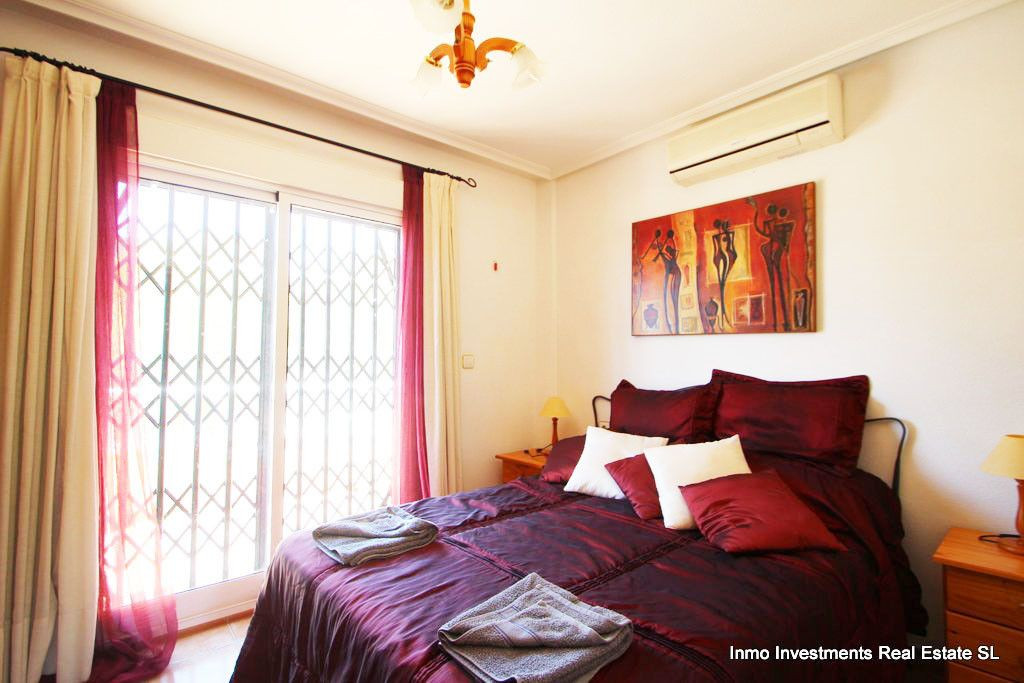 Huis te koop in Orihuela Costa | 4 slaapkamers H5349616