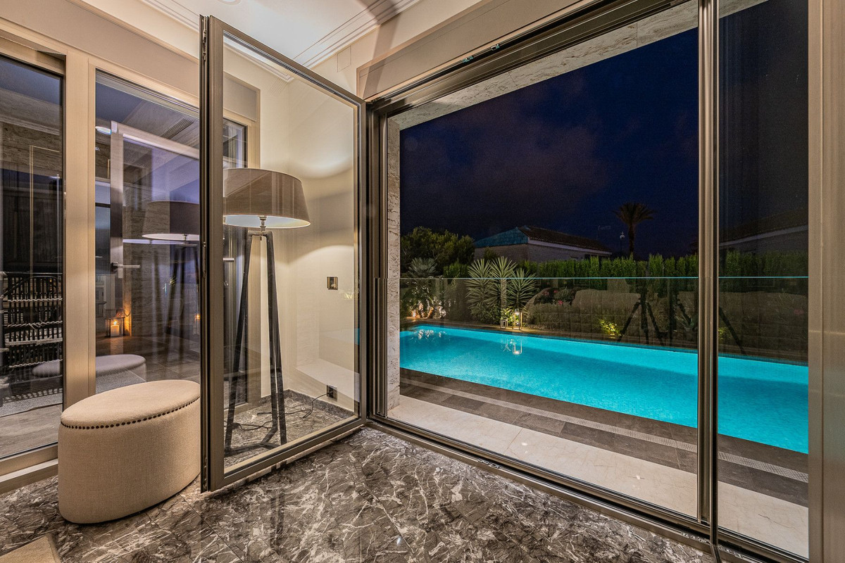 Huis te koop in Orihuela Costa | 6 slaapkamers H5349637