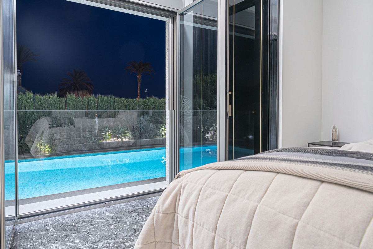 Huis te koop in Orihuela Costa | 6 slaapkamers H5349637