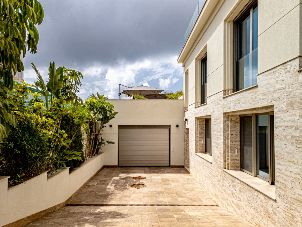 Huis te koop in Orihuela Costa | 6 slaapkamers H5349637