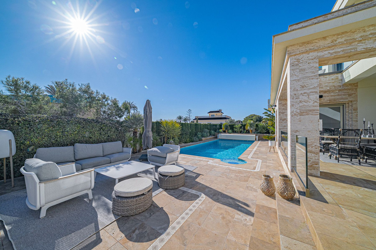 Huis te koop in Orihuela Costa | 6 slaapkamers H5349637