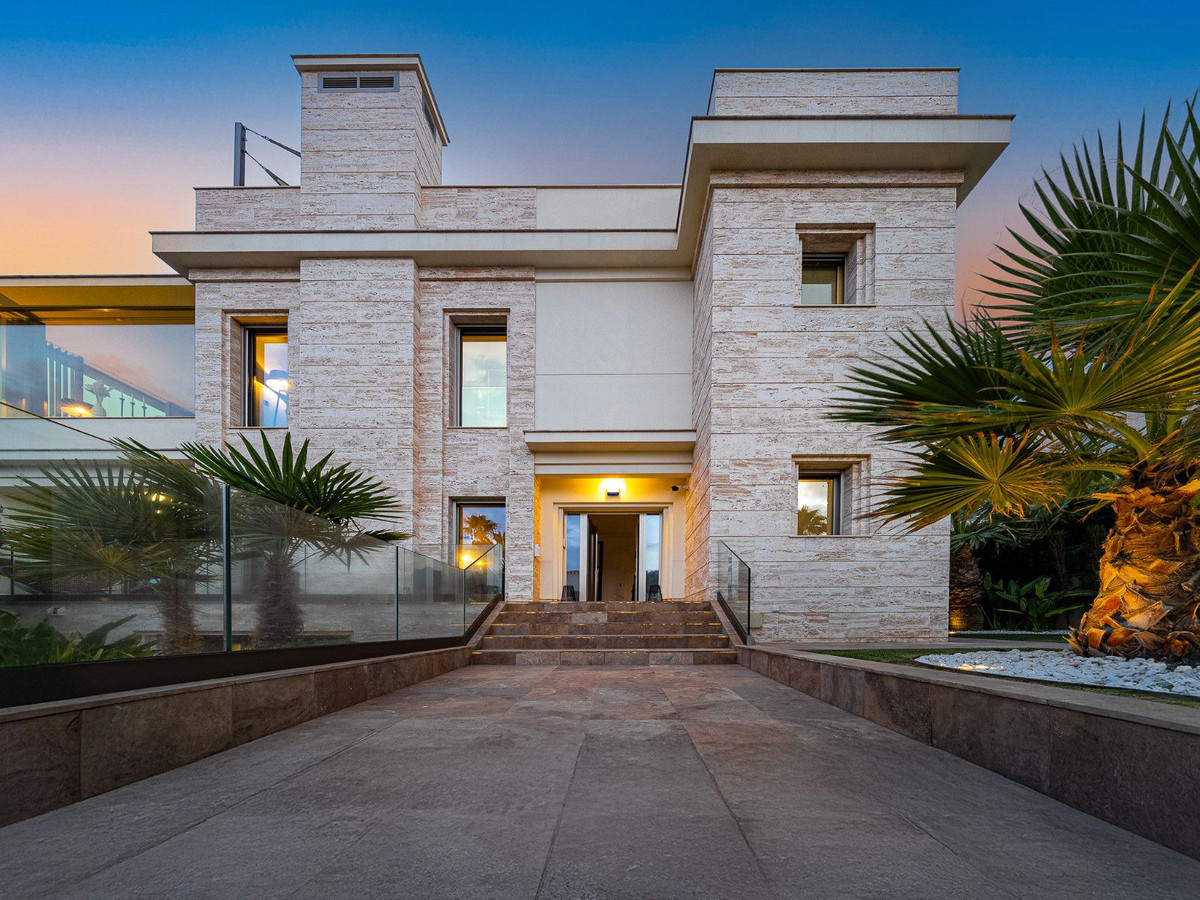 Huis te koop in Orihuela Costa | 6 slaapkamers H5349637