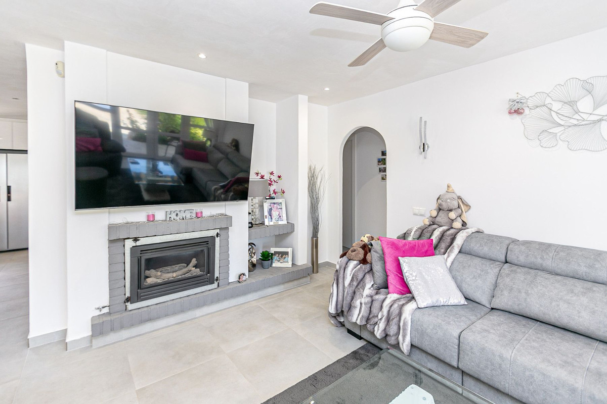 Huis te koop in Orihuela Costa | 6 slaapkamers H5349667