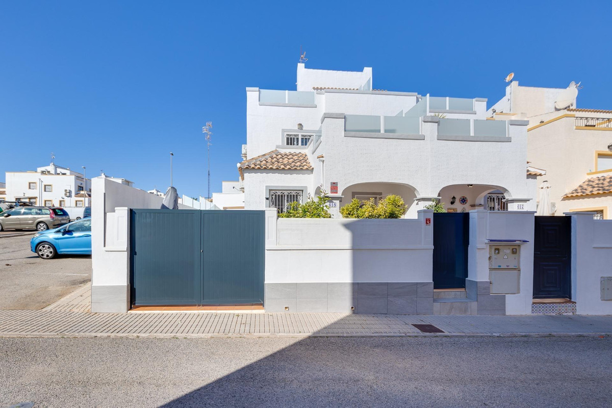 Huis te koop in Orihuela Costa | 3 slaapkamers H5361559