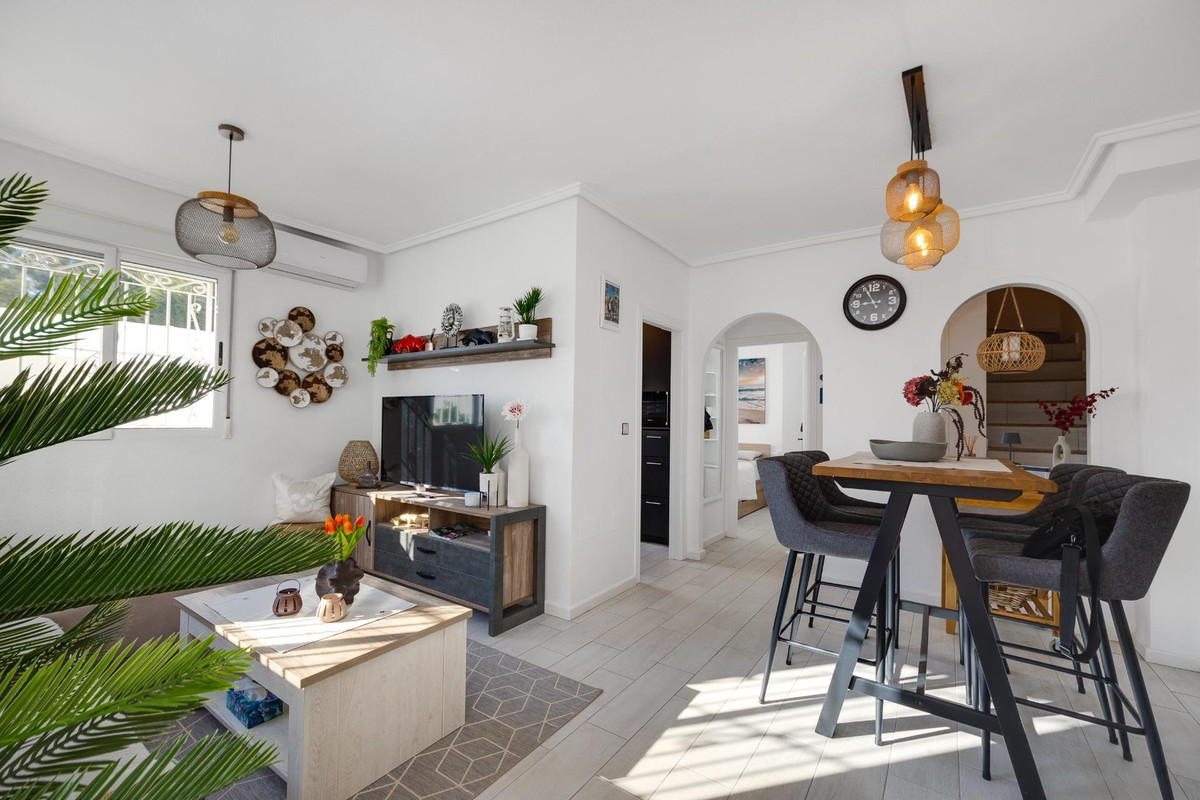 Huis te koop in Orihuela Costa | 3 slaapkamers H5361559