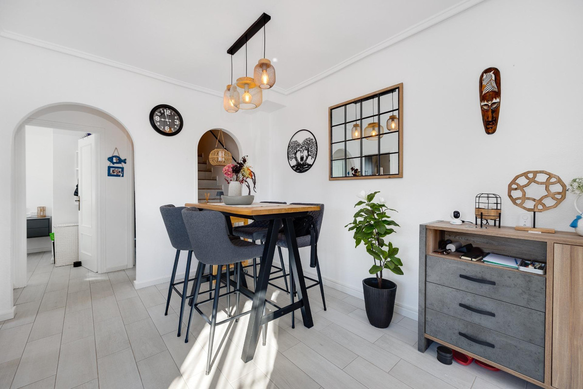 Huis te koop in Orihuela Costa | 3 slaapkamers H5361559