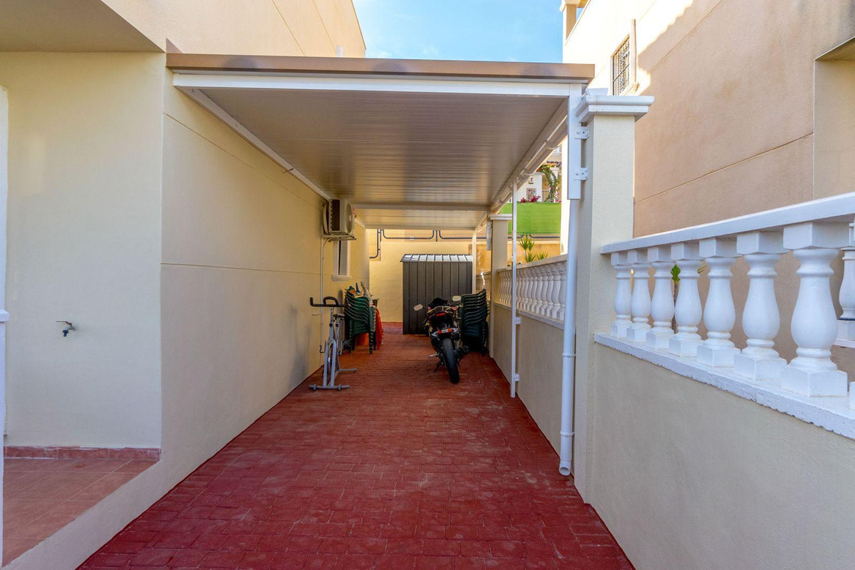 Huis te koop in Orihuela Costa | 3 slaapkamers H5365534