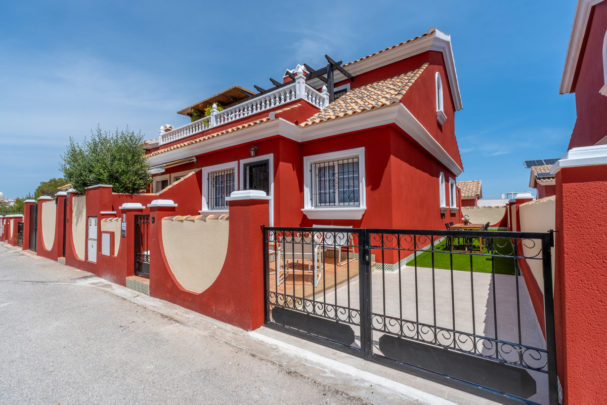 Huis te koop in Orihuela Costa | 3 slaapkamers H5367487