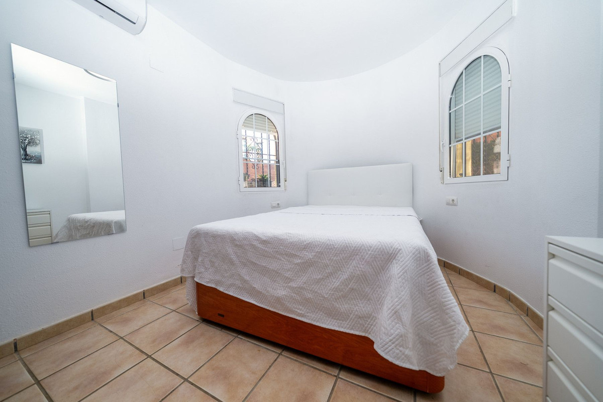 Bungalow te koop in Orihuela Costa | 3 slaapkamers H5368522