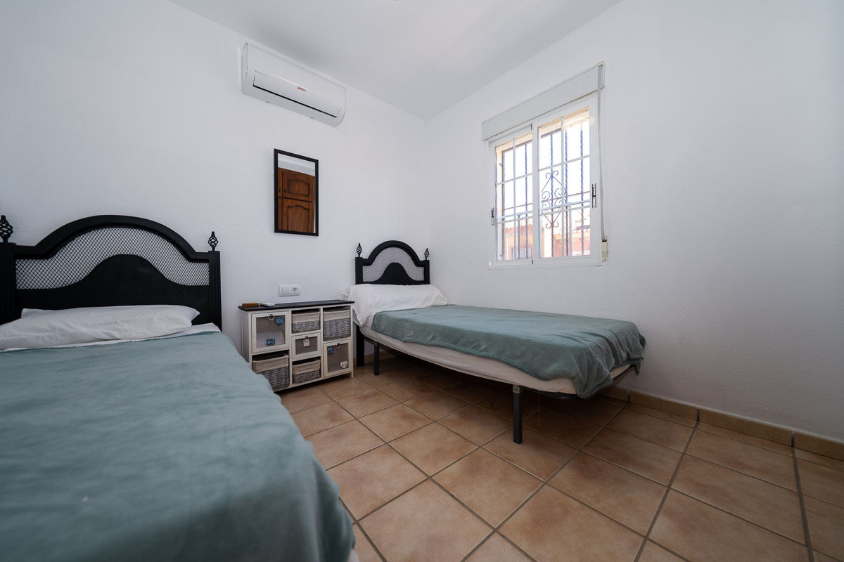 Bungalow te koop in Orihuela Costa | 3 slaapkamers H5368522