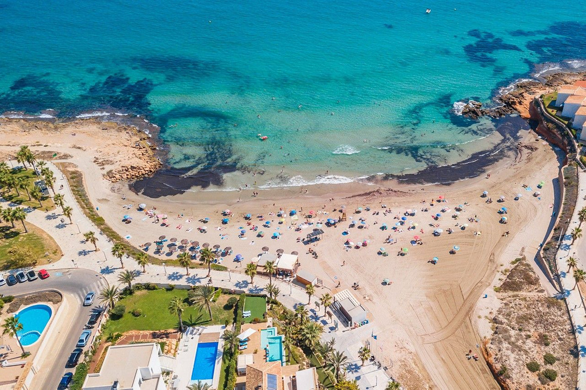 Bungalow te koop in Orihuela Costa | 3 slaapkamers H5368522