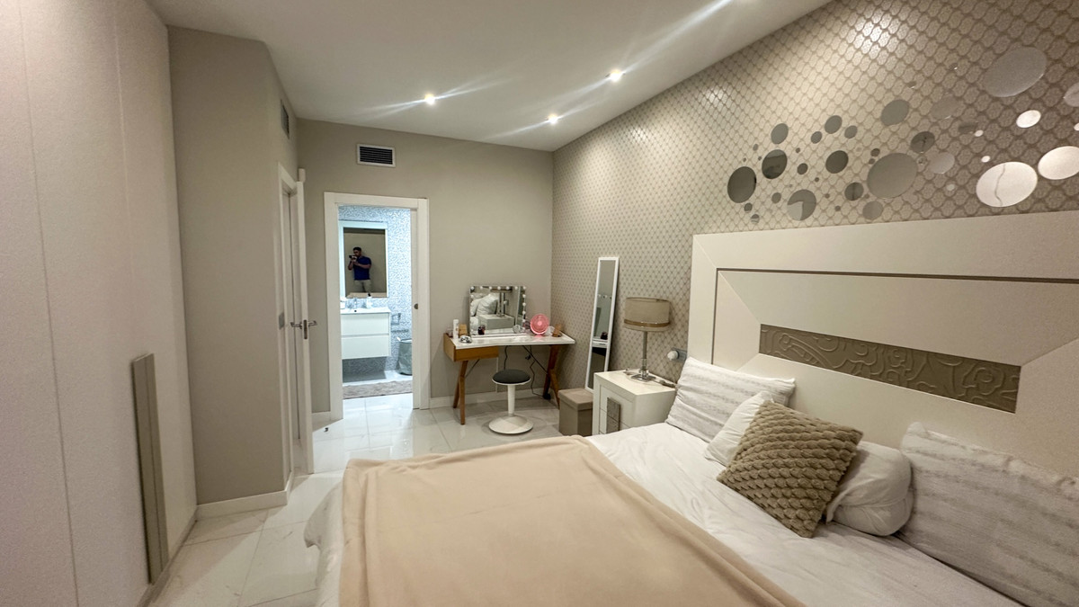 Huis te koop in Orihuela Costa | 5 slaapkamers H5370892