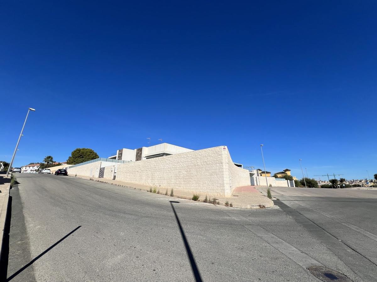 Huis te koop in Orihuela Costa | 5 slaapkamers H5370892