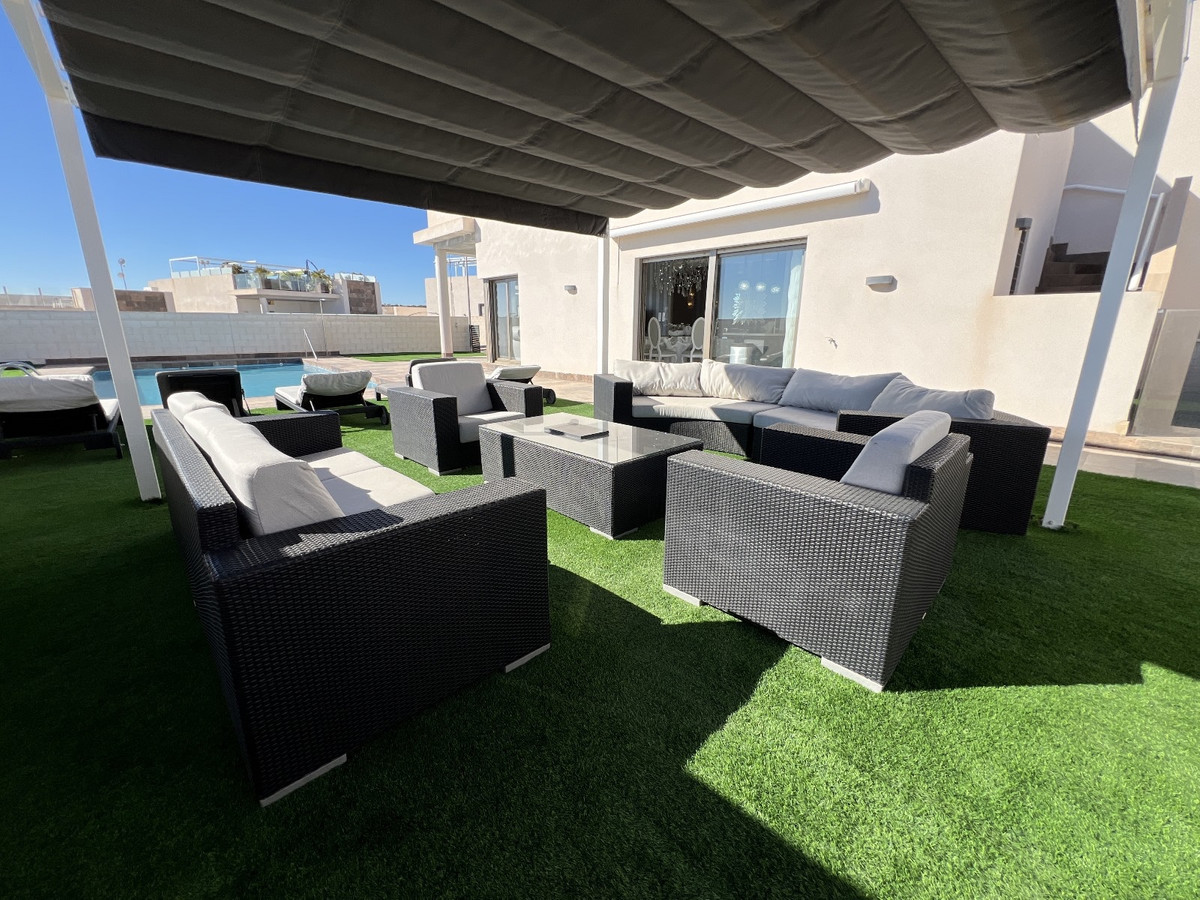 Huis te koop in Orihuela Costa | 5 slaapkamers H5370892