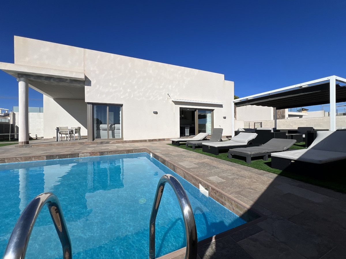 Huis te koop in Orihuela Costa | 5 slaapkamers H5370892