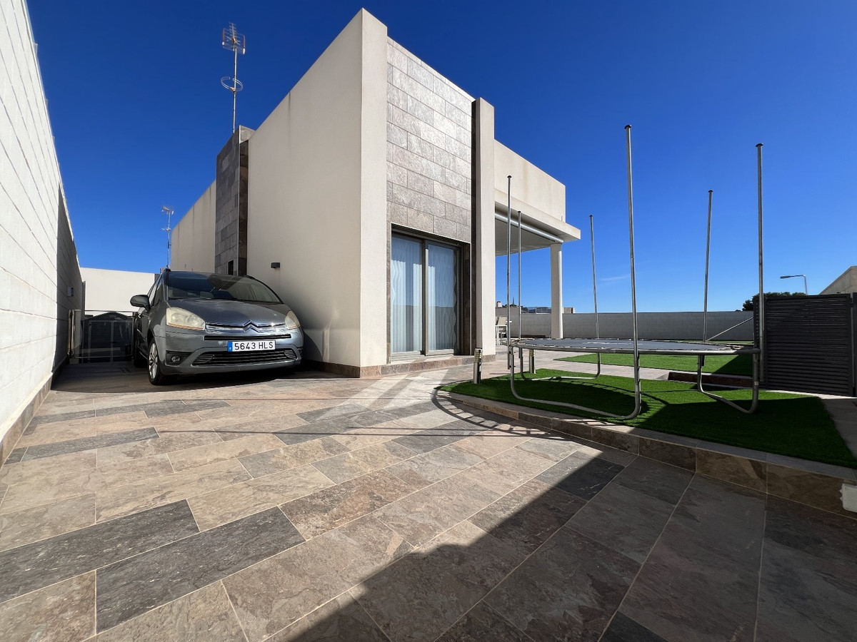 Huis te koop in Orihuela Costa | 5 slaapkamers H5370892