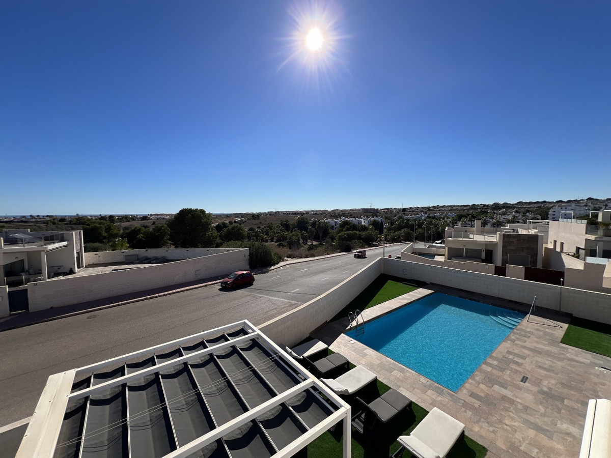 Huis te koop in Orihuela Costa | 5 slaapkamers H5370892