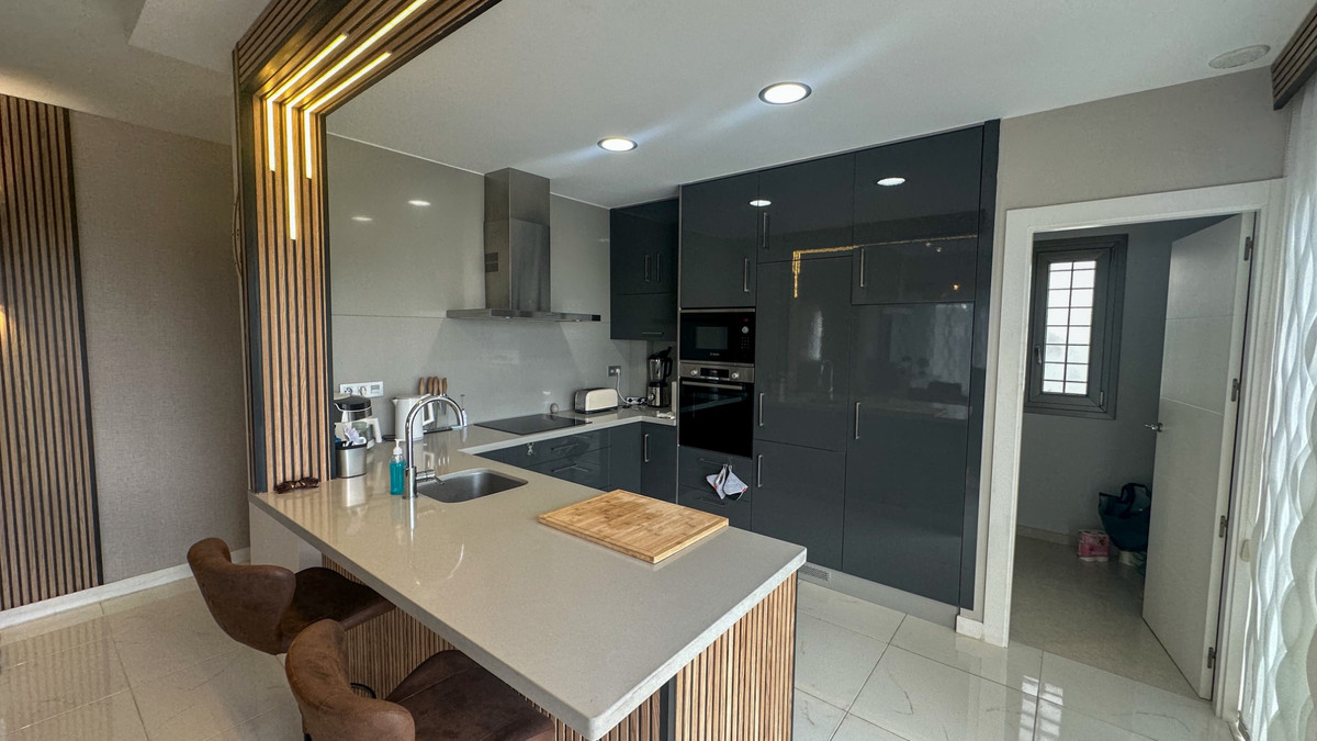 Huis te koop in Orihuela Costa | 5 slaapkamers H5370892