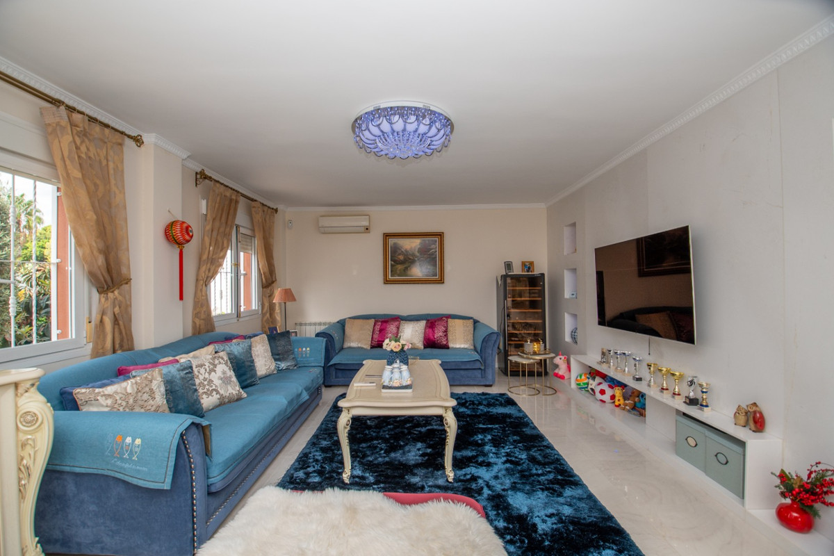 Huis te koop in Orihuela Costa | 4 slaapkamers H5375110