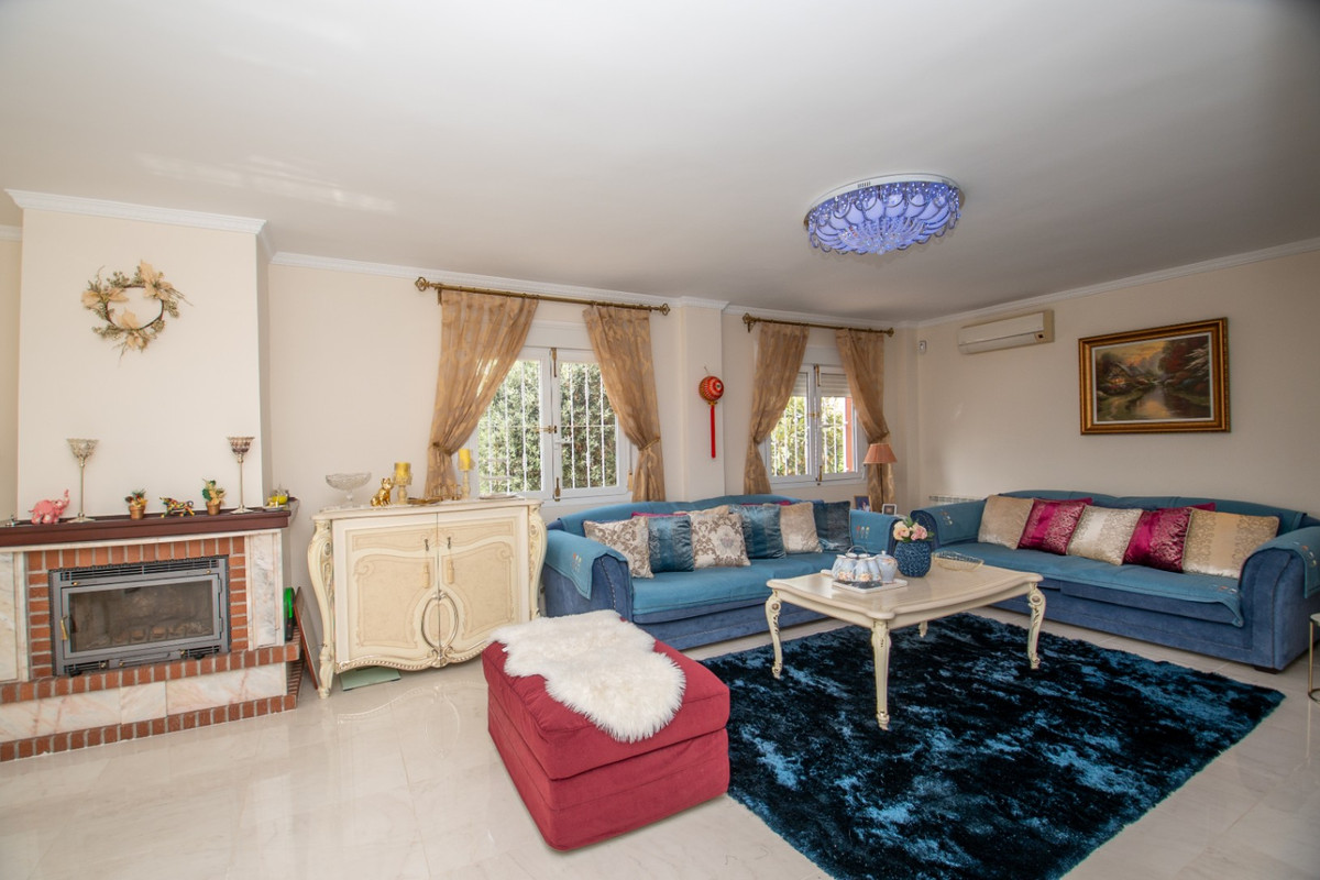 Huis te koop in Orihuela Costa | 4 slaapkamers H5375110