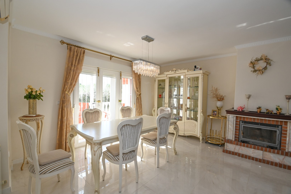 Huis te koop in Orihuela Costa | 4 slaapkamers H5375110