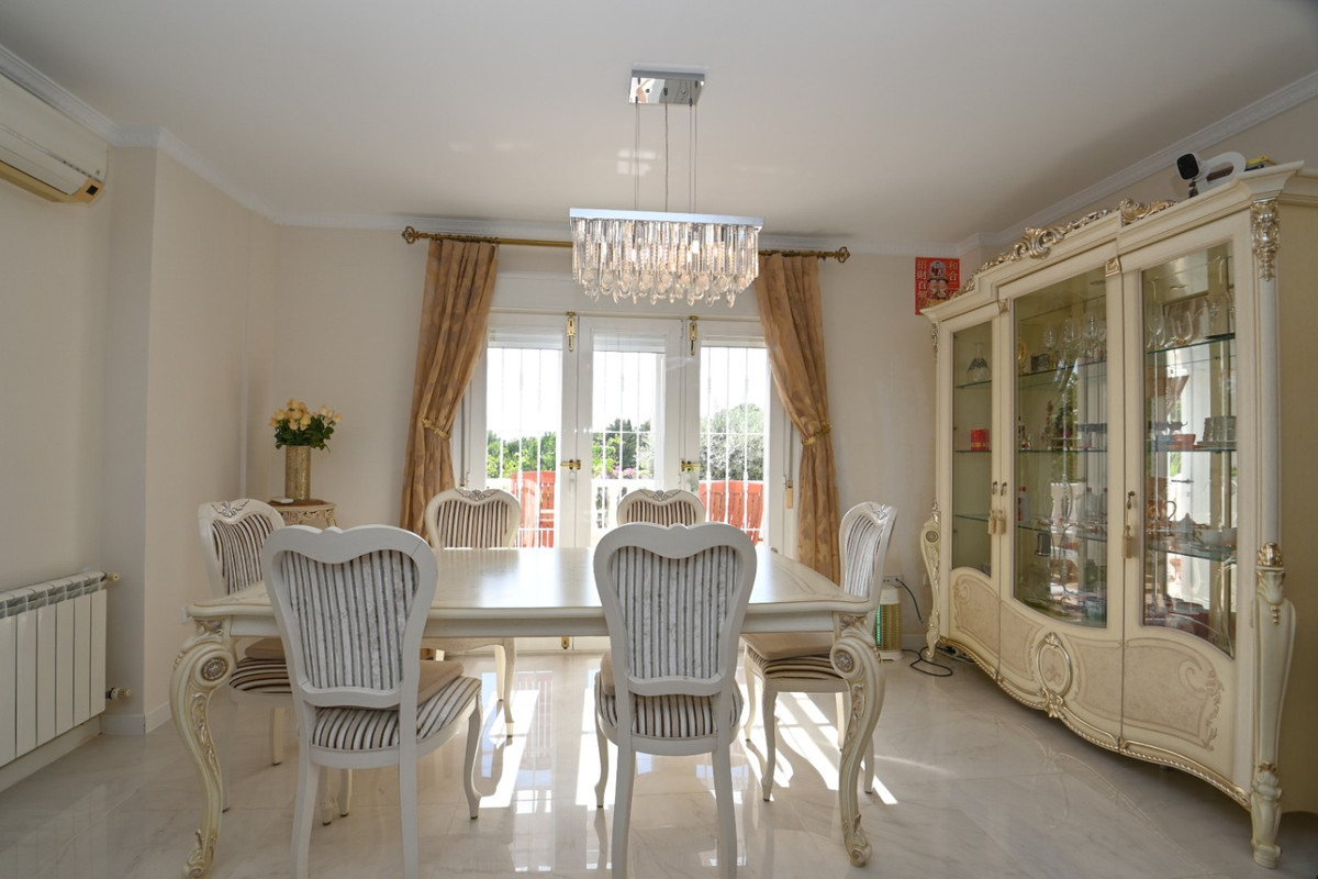Huis te koop in Orihuela Costa | 4 slaapkamers H5375110