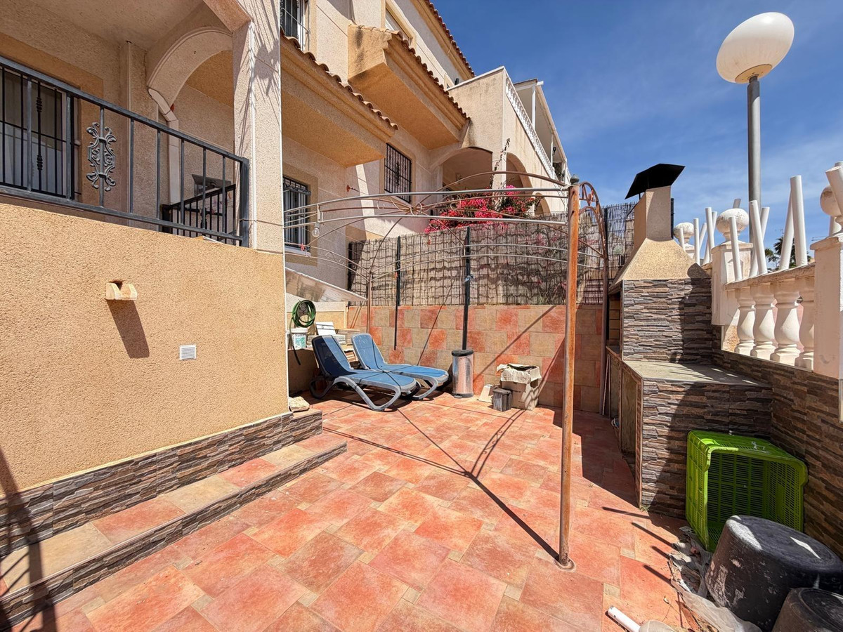 Bungalow te koop in Orihuela Costa | 2 slaapkamers H5378425